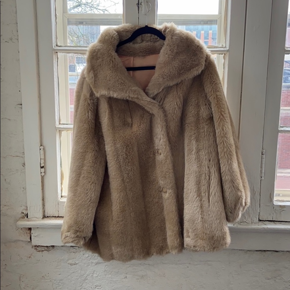 VINTAGE FUR COAT